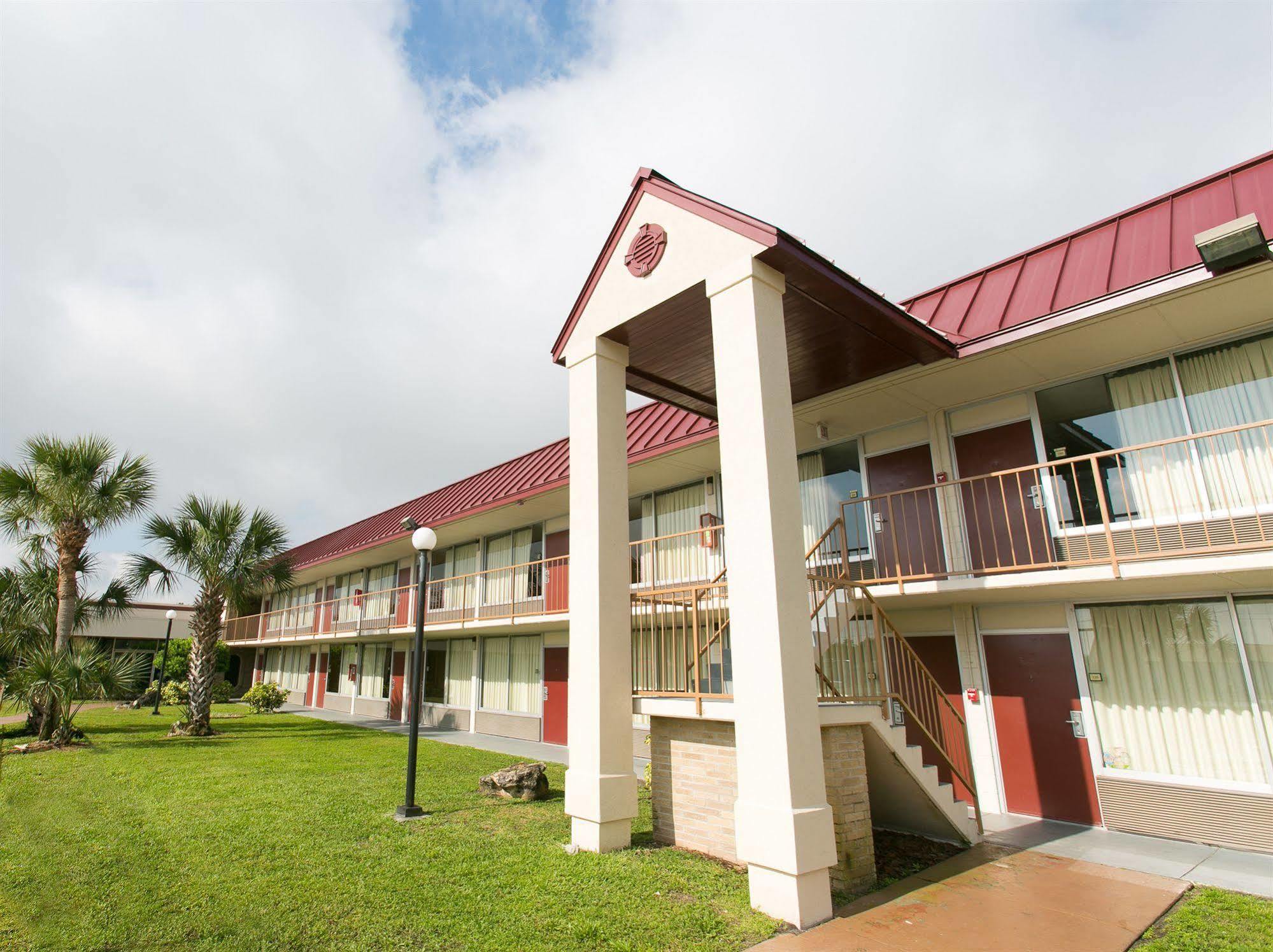 Fairbridge Inn Express Dundee Winter Haven Εξωτερικό φωτογραφία